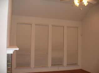 504 Willow Ln, Forney, TX 75126