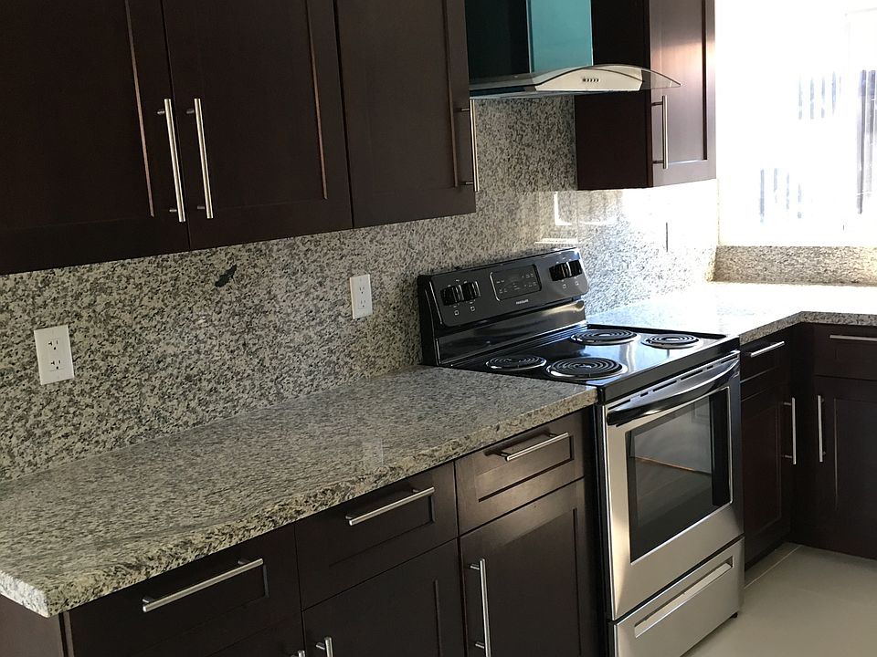1st image of 512 S 11th St #4