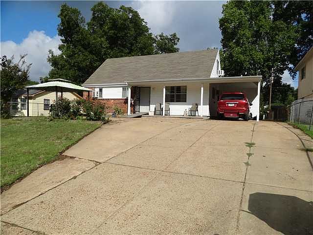 1st image of 808 Western Park Dr