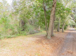 8 Capt Rojas Rd, Saint Helena Island, SC 29920