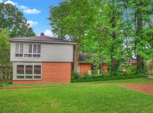 5576 Walnut Grove Rd, Memphis, TN 38120