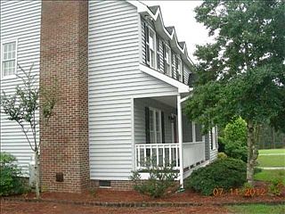 4th image of 412 Edinboro Dr