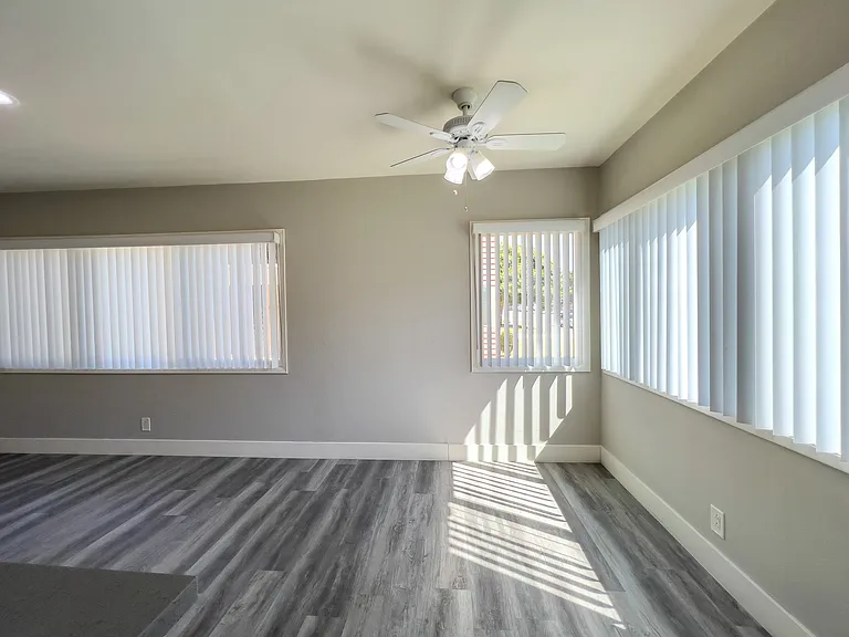 2721 Cabrillo Ave #A — Photo 12