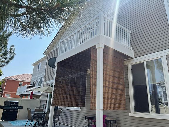 Back yard, balcony