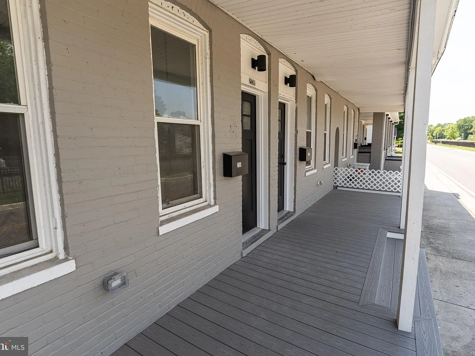 3 bed, 1428 sqft, $1,345 — Photo 4