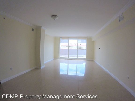 3rd image of 4100 Salzedo St Ste 7