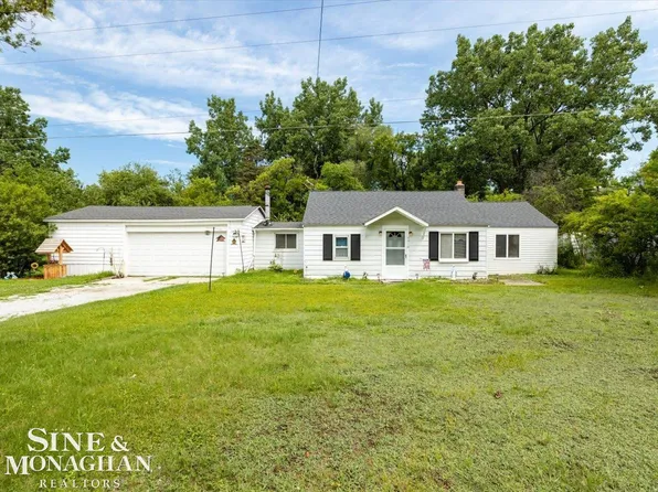 5418 Dove Rd, Kimball, MI 48074