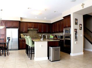 1540 Phlox Dr, Patterson, CA 95363