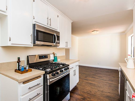 5th image of 112 Avenue 66 #16