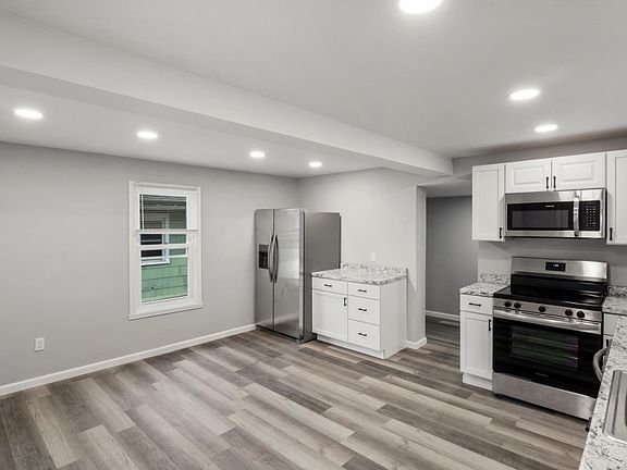 2nd image of 21 Water St
