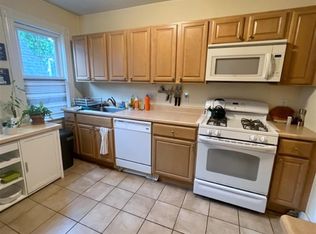 87 Sycamore St #3A, Somerville, MA 02145