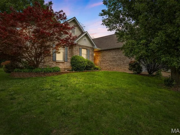 511 Log Cabin Rd, Farmington, MO 63640