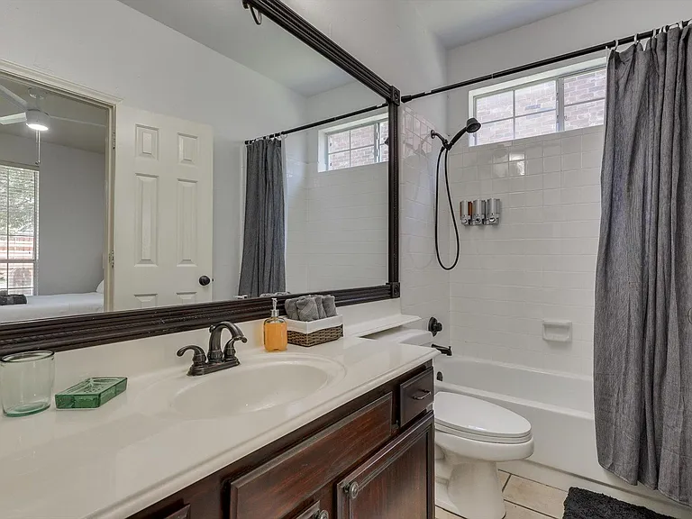 2800 Cherry Spring Ct — Photo 25