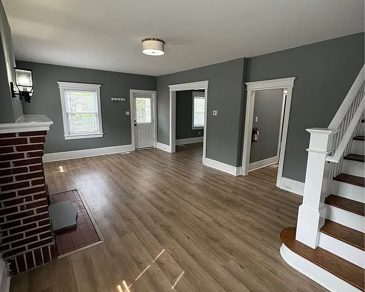 1439 Shore Rd — Photo 6