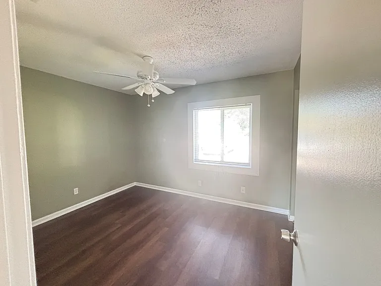 45 Indian Oak Ln — Photo 18