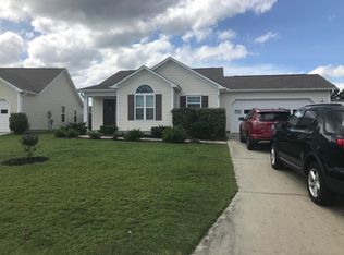 241 Red Carnation Dr, Holly Ridge, NC 28445