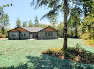 351 E Good Pl, Allyn, WA 98524