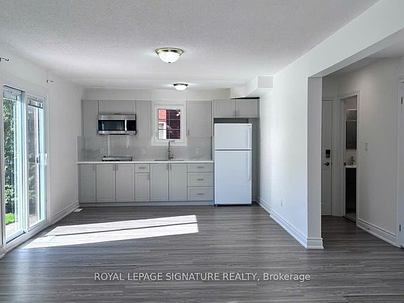 4th image of 3137 Sunnyhill Dr Basement 3