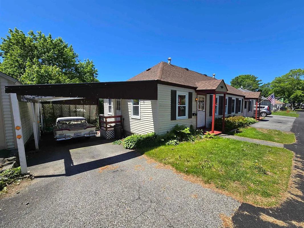 2 bed, 1.0 bath, 880 sqft, $2,100 — Photo 3