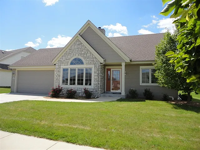 N173W20045 Raymond Rd