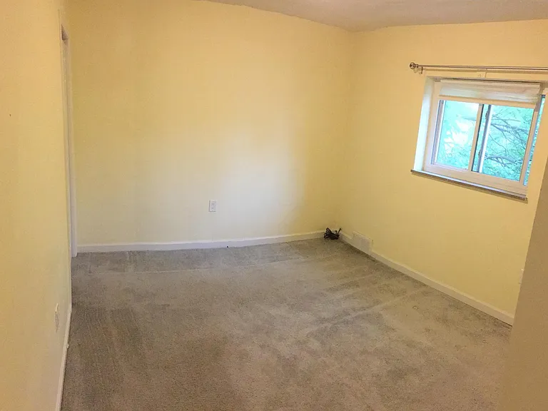 131 S 16th St #3 — Photo 7