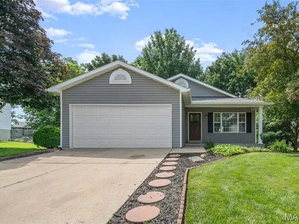 684 Ballantrae Dr, Wentzville, MO 63385