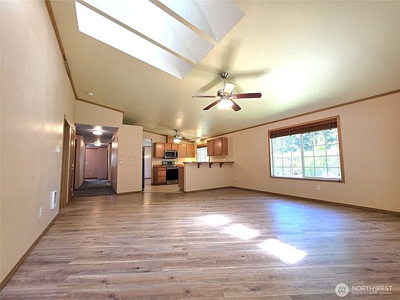 5th image of 51 SE Cabana Avenue