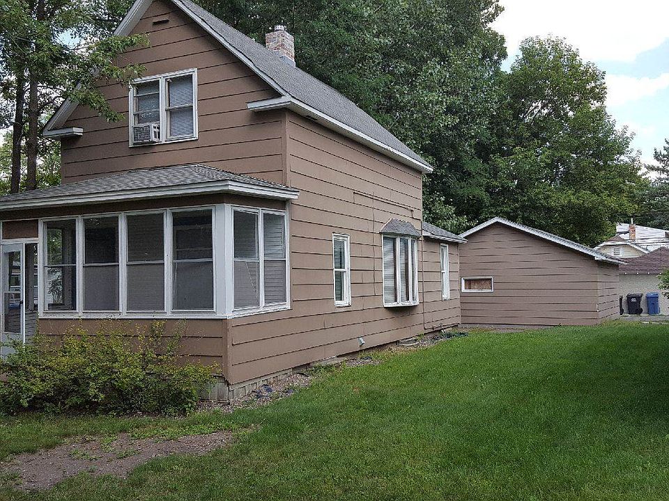1st image of 3626 Oliver Ave N