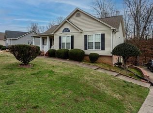 6660 Bucksland Dr, Ooltewah, TN 37363