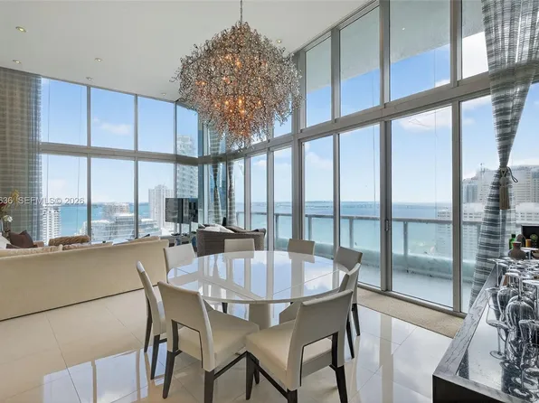 495 Brickell Ave APT 2201, Miami, FL 33131