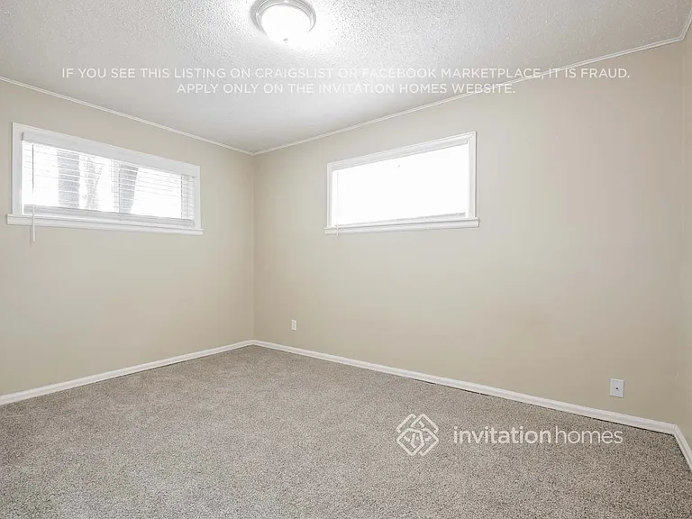 9301 Lillian Ln — Photo 11