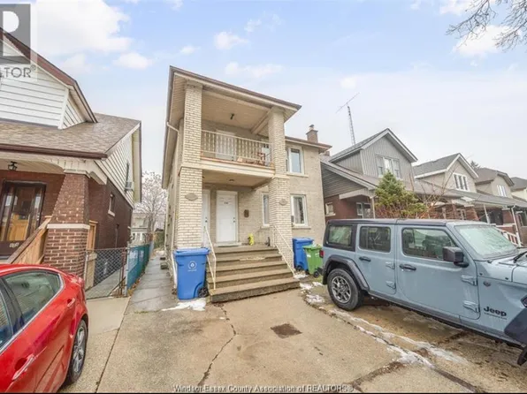 8 Randolph Ave, Windsor, ON