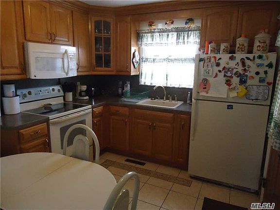 3rd image of 57 Goodridge Ave