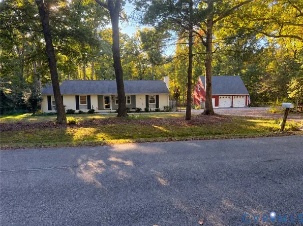 11423 Rosemont Dr, Rockville, VA 23146