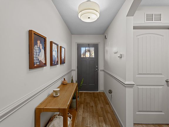 3rd image of 377 Danleigh Way