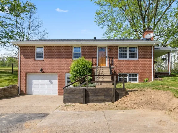 351 Pleasant Valley Rd, Washington, PA 15301