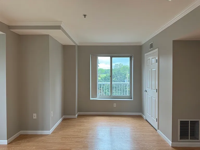 1 Cityview Ln #213 — Photo 15