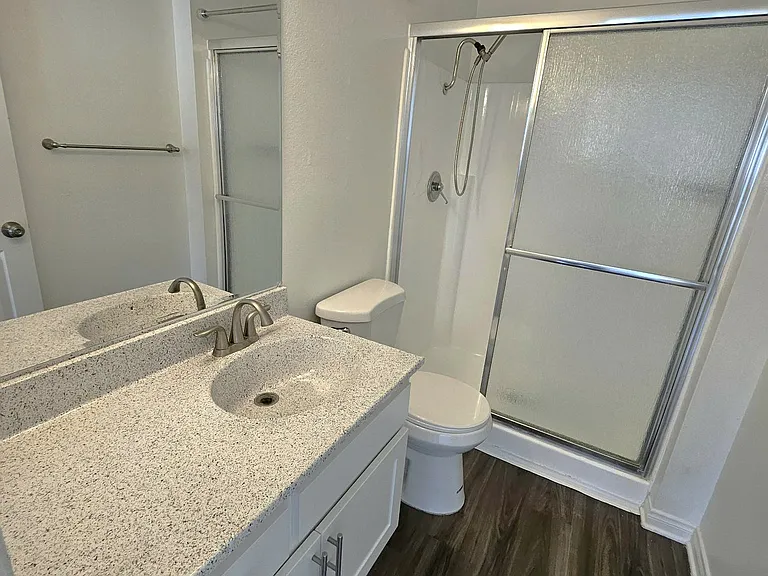 Old Mill Apartments — Photo 29