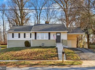 35 Old Manor Rd, Newark, DE 19711