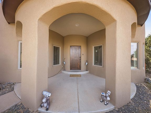 4th image of 2940 Chayote Rd NE