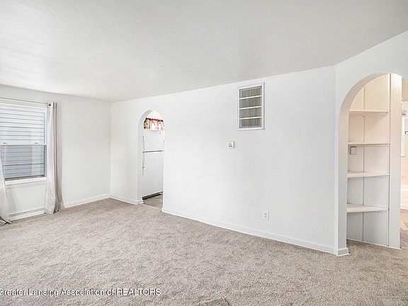2nd image of 3902 Glenwood Ave
