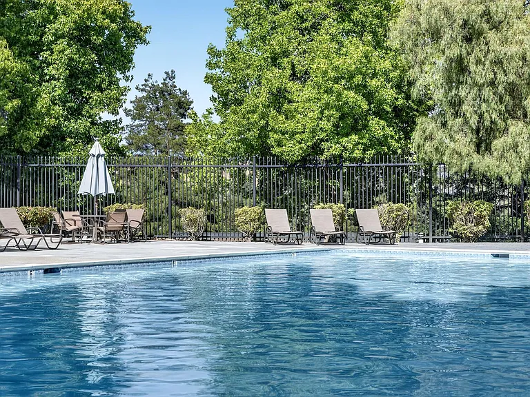 1830 Mockingbird Pl — Photo 38