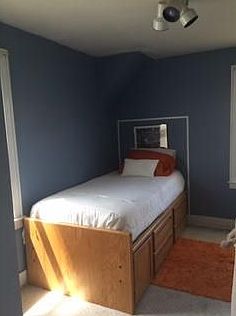 2nd image of 729 Hollister Ave