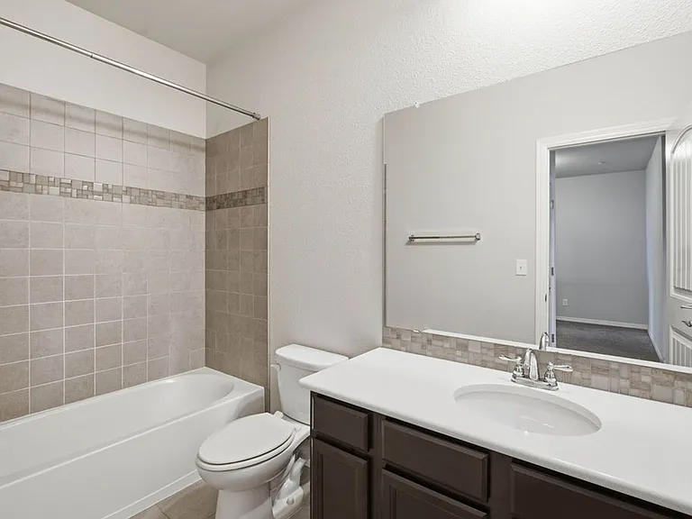 3848 Manhattan Ave #3 — Photo 16