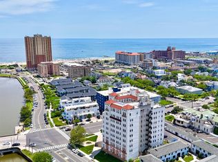 400 Deal Lake Dr APT 3J, Asbury Park, NJ