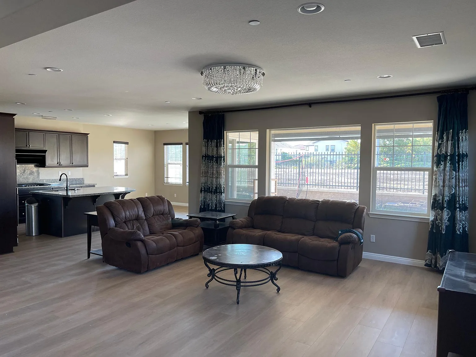 14352 Willamette Ave — Photo 4