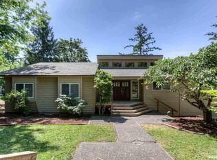 447 Forest Hills Way NW, Salem, OR 97304