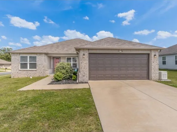 1800 Sebastian St, Sherwood, AR 72120