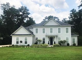 214 Oak Trace Dr, Thomasville, GA 31792