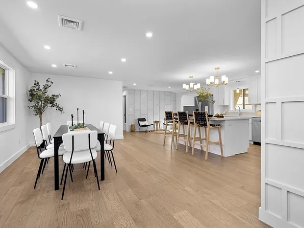 1 Ridge Hill Rd, Canton, MA 02021